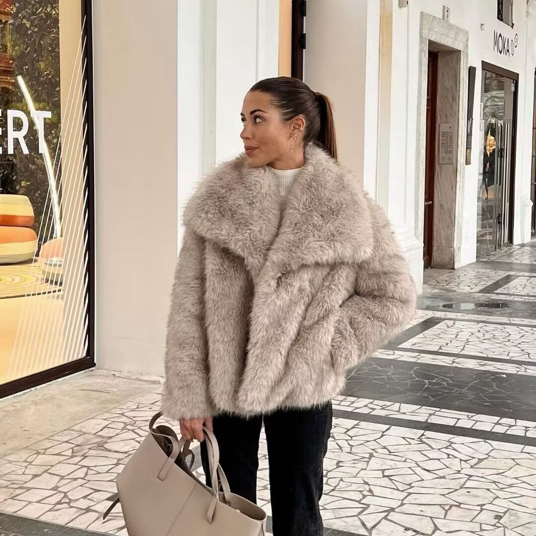 Rich Auntie Faux Fur