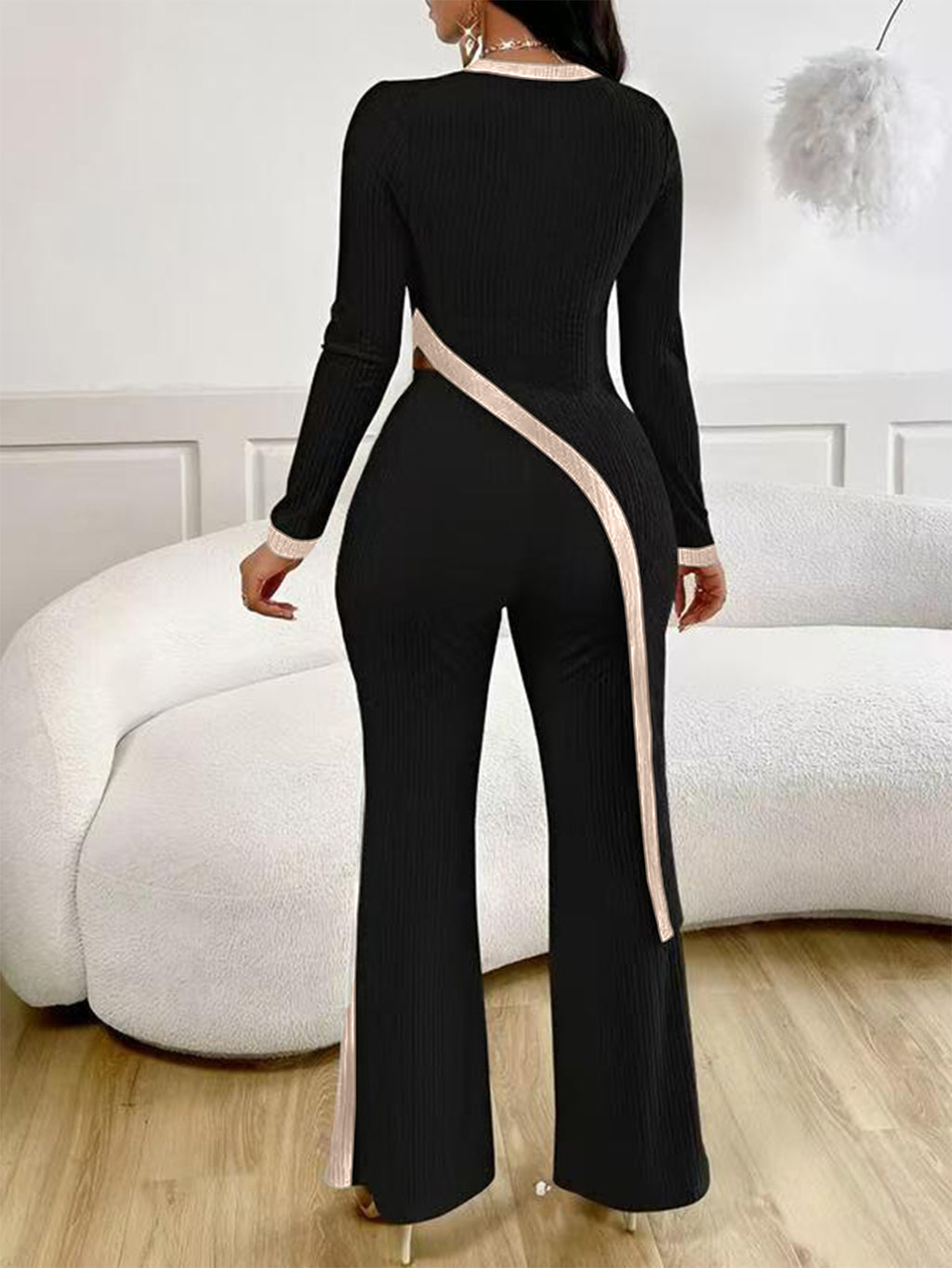 Fashionable Color-Contrast Slit T-Shirt